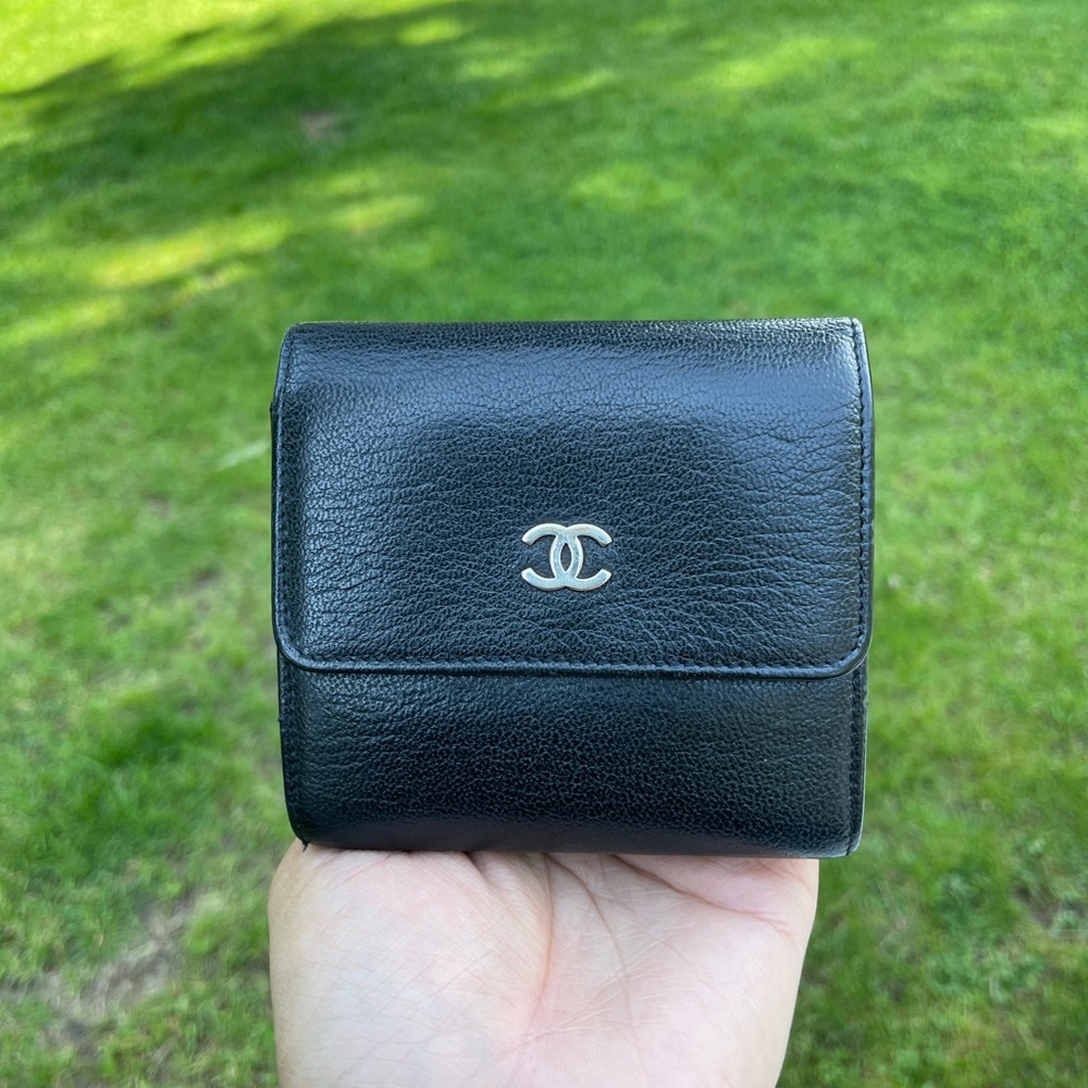 Chanel compact wallet